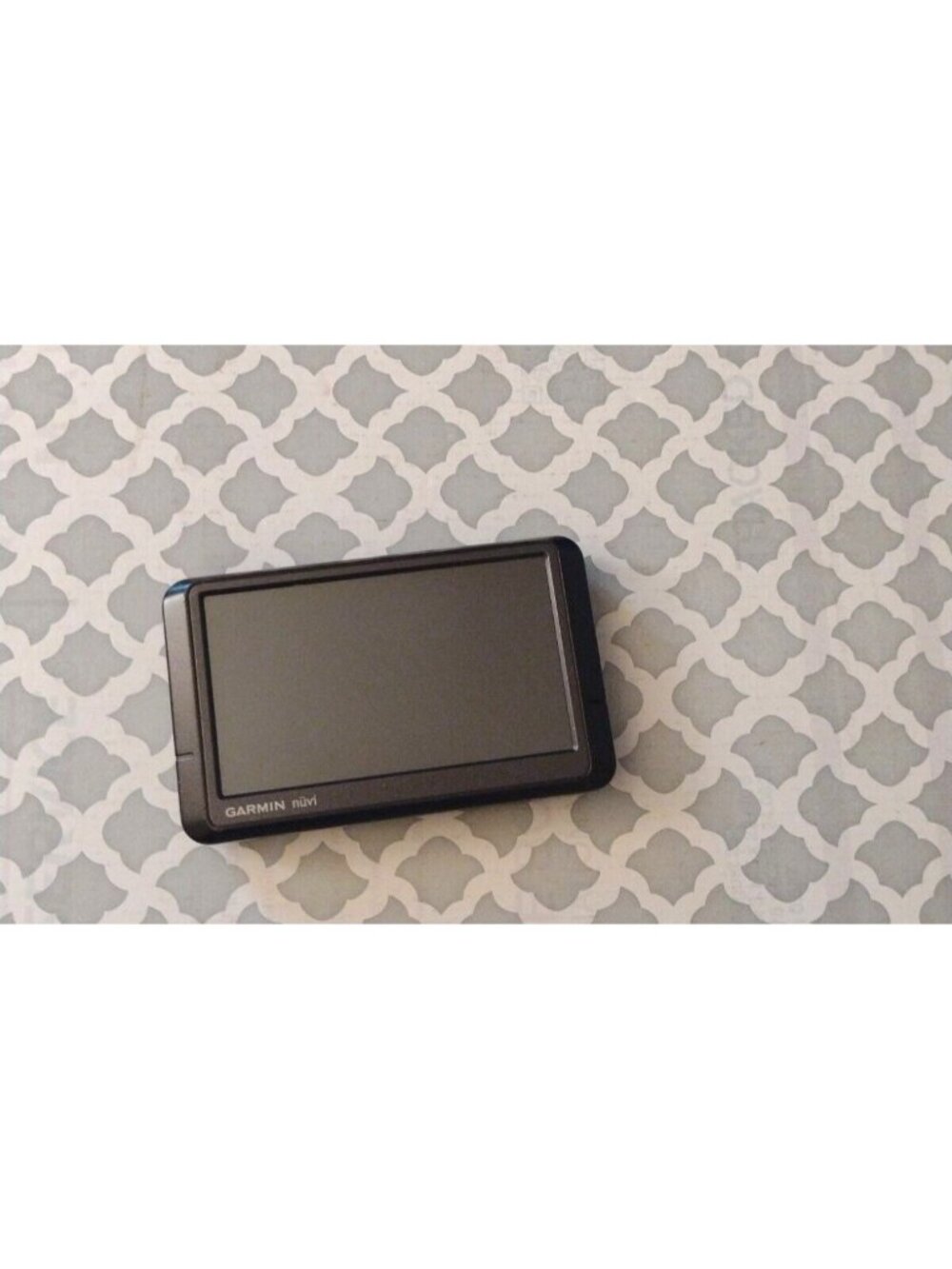 Garmin Nuvi 265W Portable GPS Vehicle Navigation Bundle